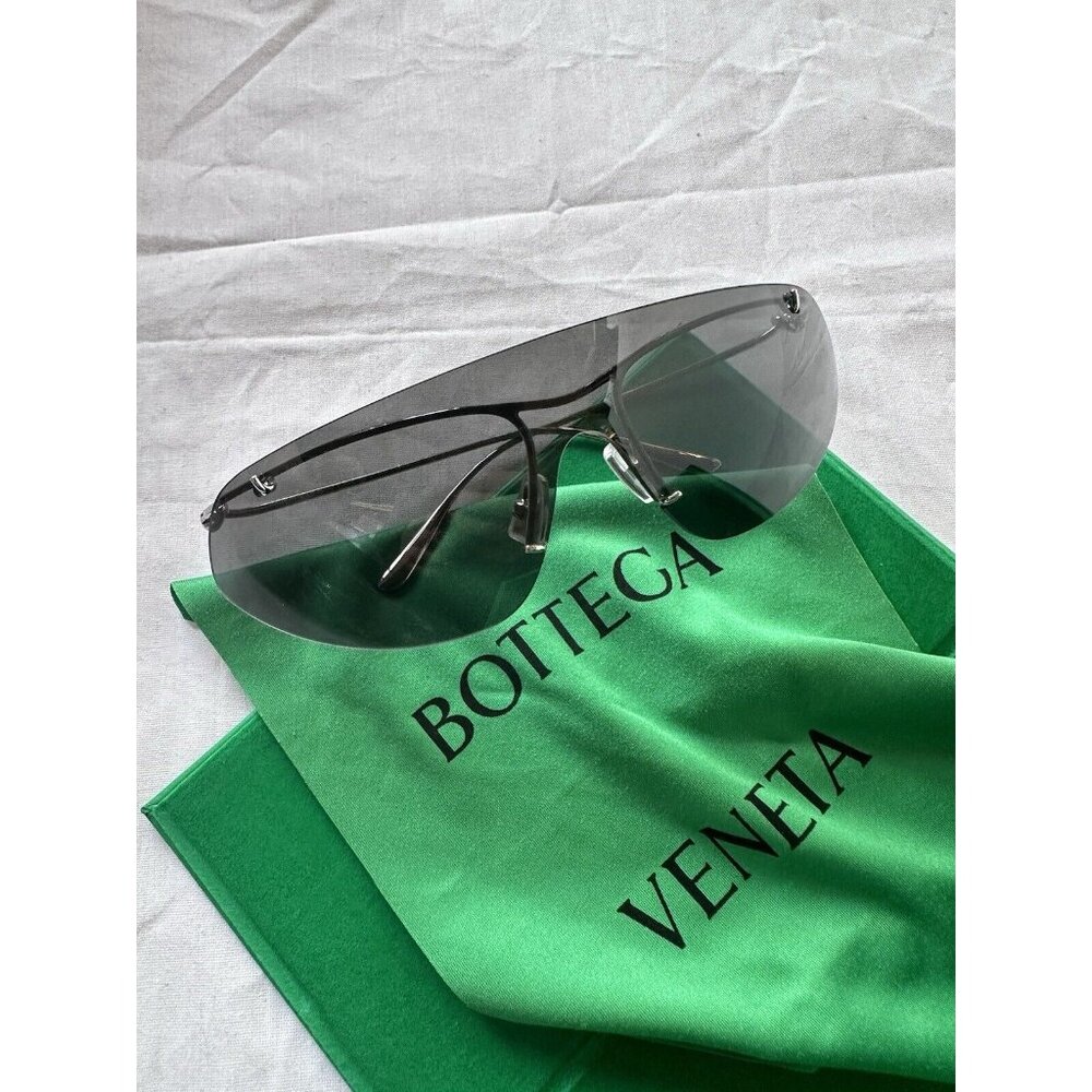 Bottega Veneta Knot Sunglasses Shiny Silver - Picture 1 of 11
